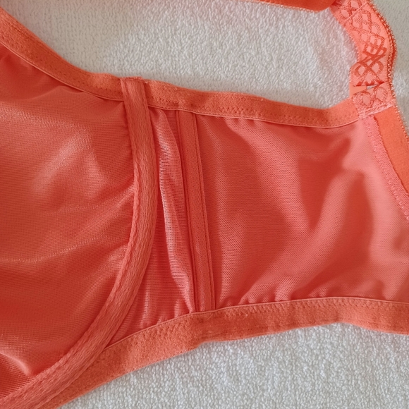 1St & Curve Embroidered Unlined Underwire Bra, size 36I - Picture 11 of 16